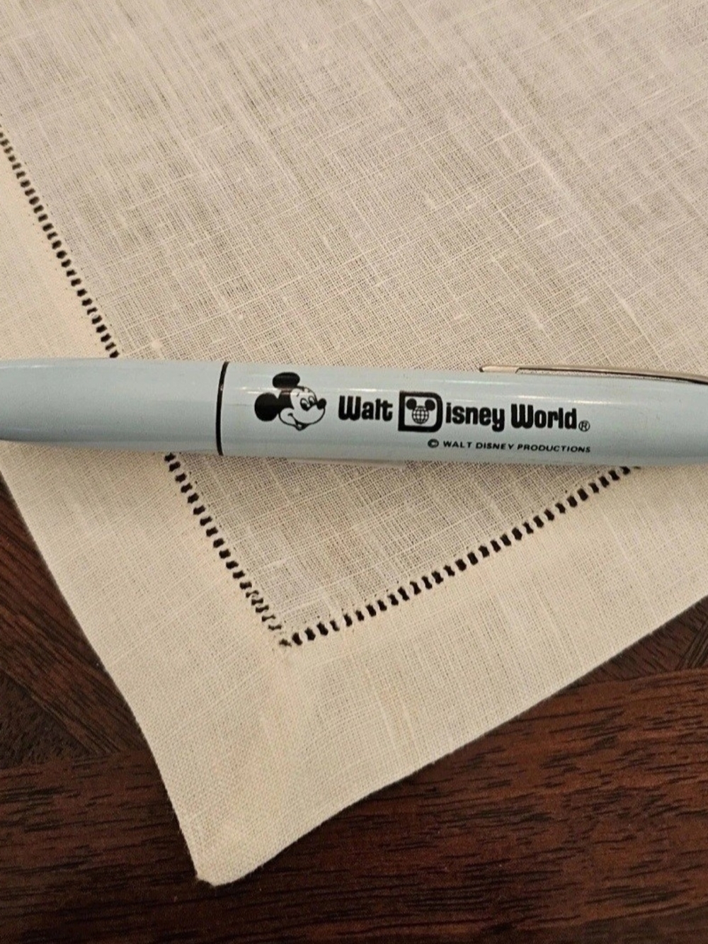 Vintage '84 Disney World Souvenir Penlight- Pen Flashlight- Blue-Collectable